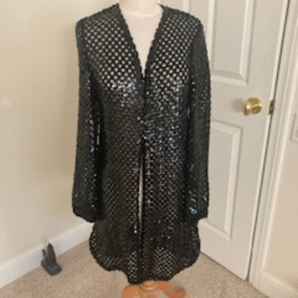 THREE FLAGS Women's Black Lattice Sequin Dressy Coverup. Size M, snap closure